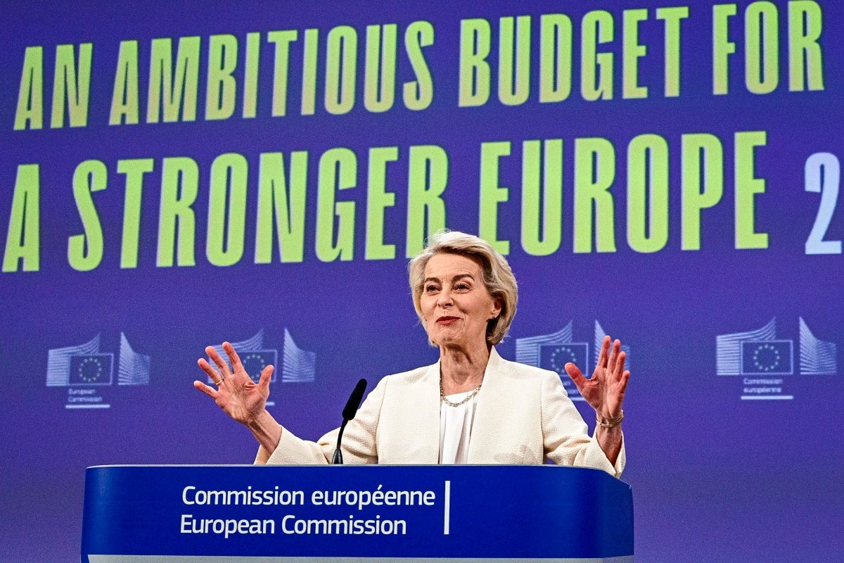 EPA/OLIVIER MATTHYS