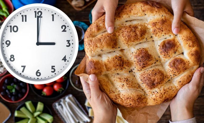 Krone KREATIV/Solidasrock - stock.adobe.com, psdgraphicscom - stock.adobe.com