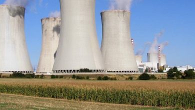 Die Kühltürme des Werks