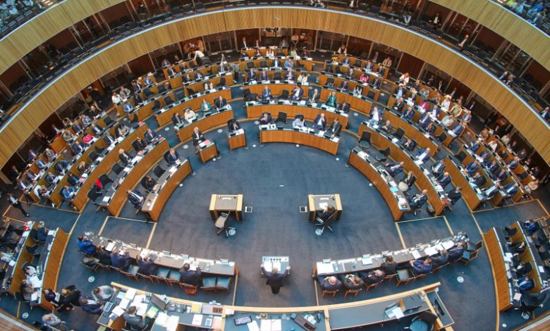 .parlament
